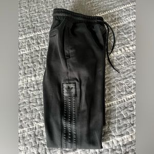 Adidas black sweatpant joggers